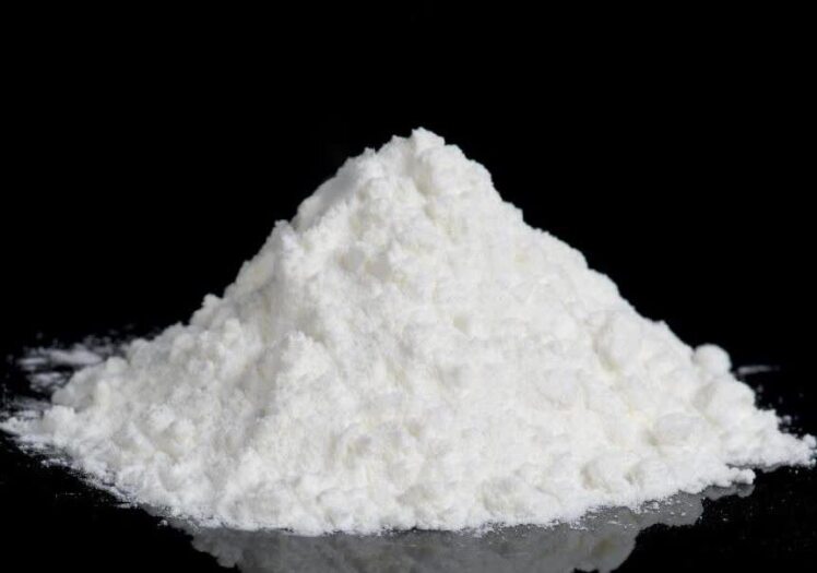 بررسی جامع کاربردهای نانو TiO₂ در صنایع مدرن؛ از پوششهای خود تمیز شونده تا کرمهای ضدآفتاب